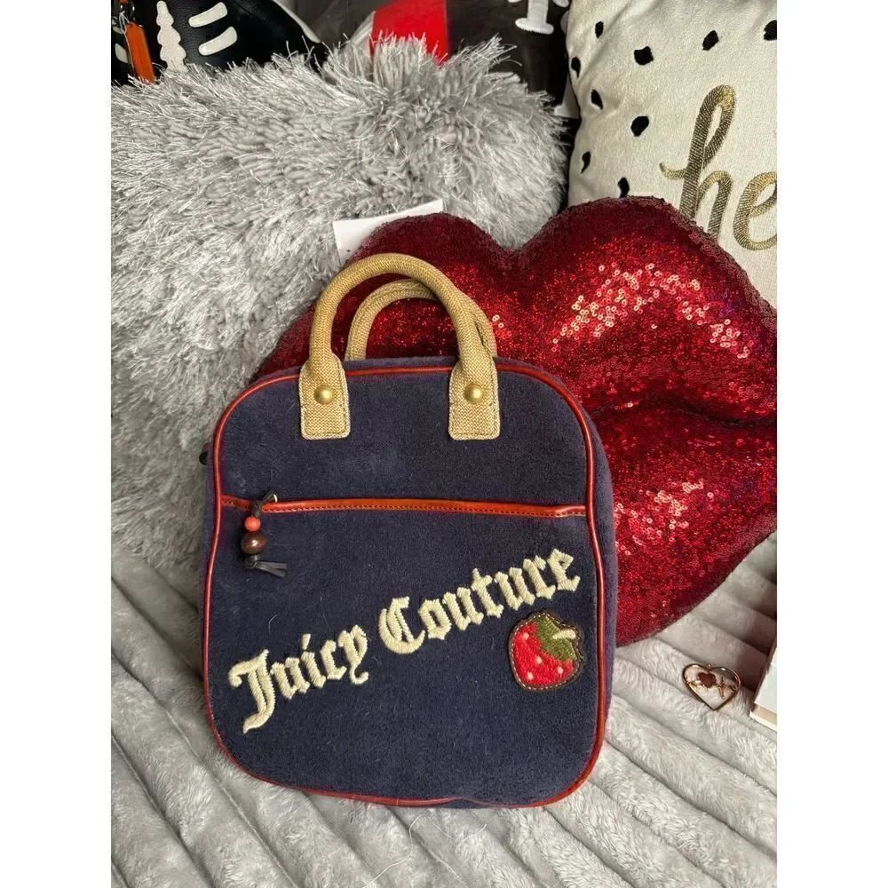 Vintage og juicy couture strawberry velour makeup cosmetic case bag